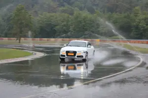 Test pneumatici Pirelli P7 Cinturato sul Campo Prove Pirelli di Vizzola Ticino