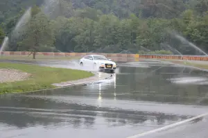 Test pneumatici Pirelli P7 Cinturato sul Campo Prove Pirelli di Vizzola Ticino