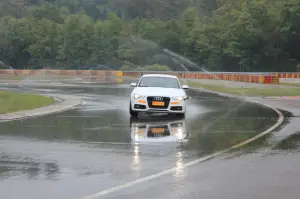 Test pneumatici Pirelli P7 Cinturato sul Campo Prove Pirelli di Vizzola Ticino