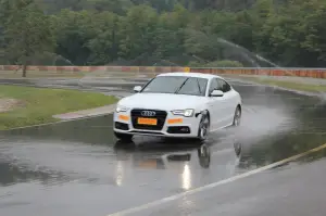 Test pneumatici Pirelli P7 Cinturato sul Campo Prove Pirelli di Vizzola Ticino