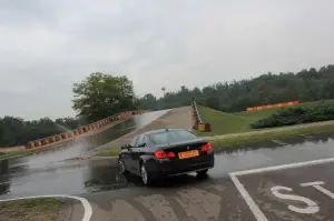 Test pneumatici Pirelli P7 Cinturato sul Campo Prove Pirelli di Vizzola Ticino