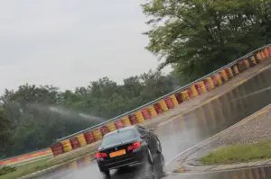 Test pneumatici Pirelli P7 Cinturato sul Campo Prove Pirelli di Vizzola Ticino