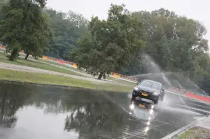 Test pneumatici Pirelli P7 Cinturato sul Campo Prove Pirelli di Vizzola Ticino