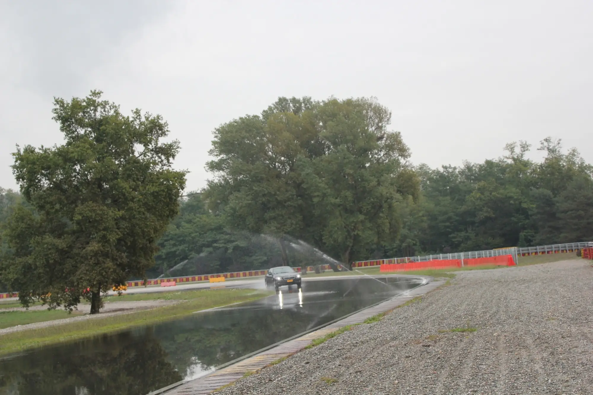 Test pneumatici Pirelli P7 Cinturato sul Campo Prove Pirelli di Vizzola Ticino - 123