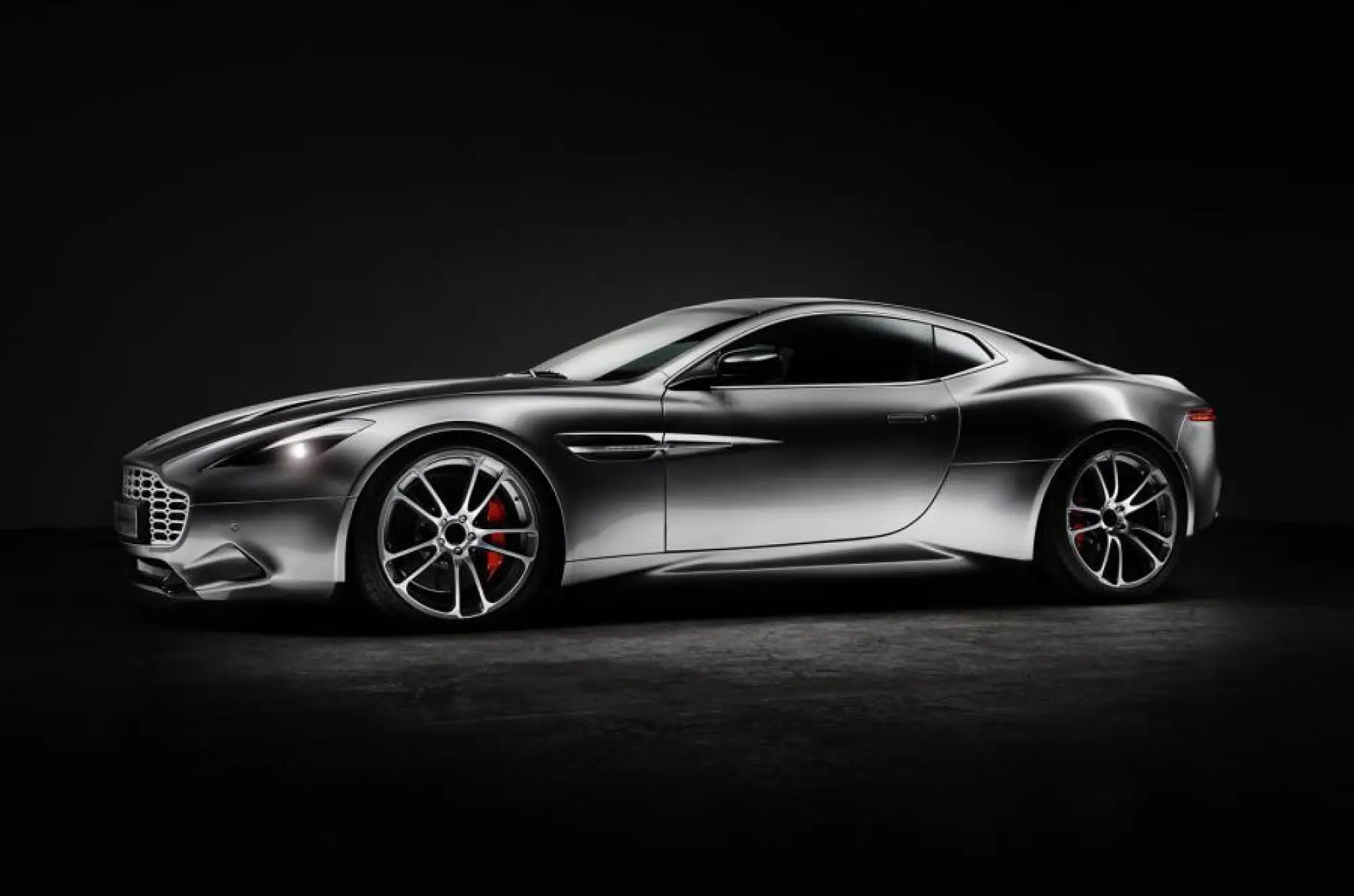 Thunderbolt by Henrik Fisker - 6