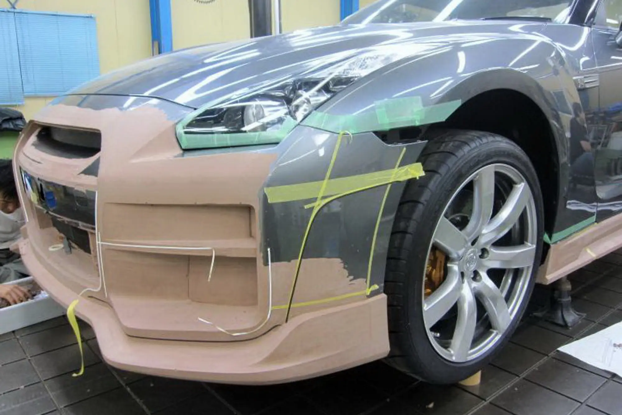 Tommy Kaira Nissan GT-R R35: la preparazione - 9