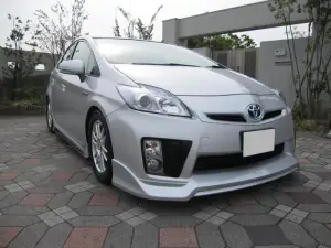 Tommy Kaira Toyota Prius ibrida