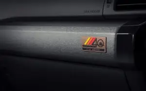 Toyota 4Runner 40th Anniversary Edition - Foto - 4