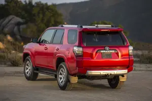 Toyota 4Runner MY 2014 - 10