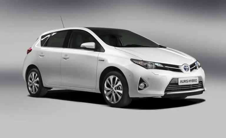 Toyota Auris 2013 - Anteprima Salone di Parigi - 3