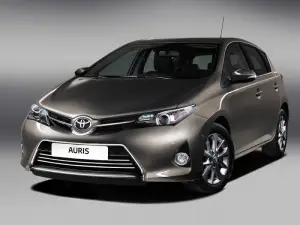 Toyota Auris 2013 foto ufficiali