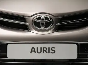 Toyota Auris 2013 foto ufficiali