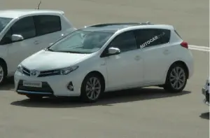 Toyota Auris 2013 immagini