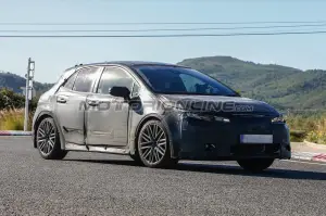 Toyota Auris 2018 - Foto spia 18-12-2017