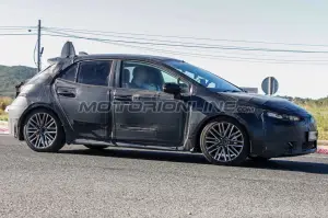 Toyota Auris 2018 - Foto spia 18-12-2017 - 7