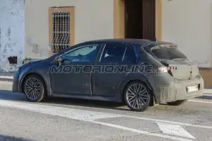 Toyota Auris 2018 - Foto spia 18-12-2017