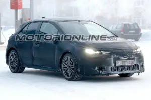 Toyota Auris foto spia 15 gennaio 2018 - 2