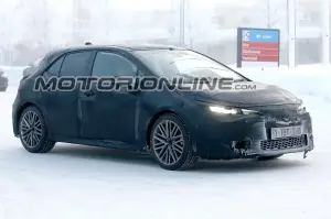 Toyota Auris foto spia 15 gennaio 2018