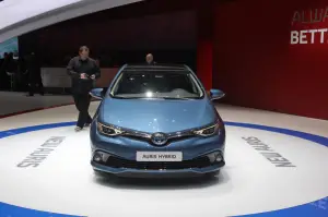 Toyota Auris MY 2015 - Salone di Ginevra 2015