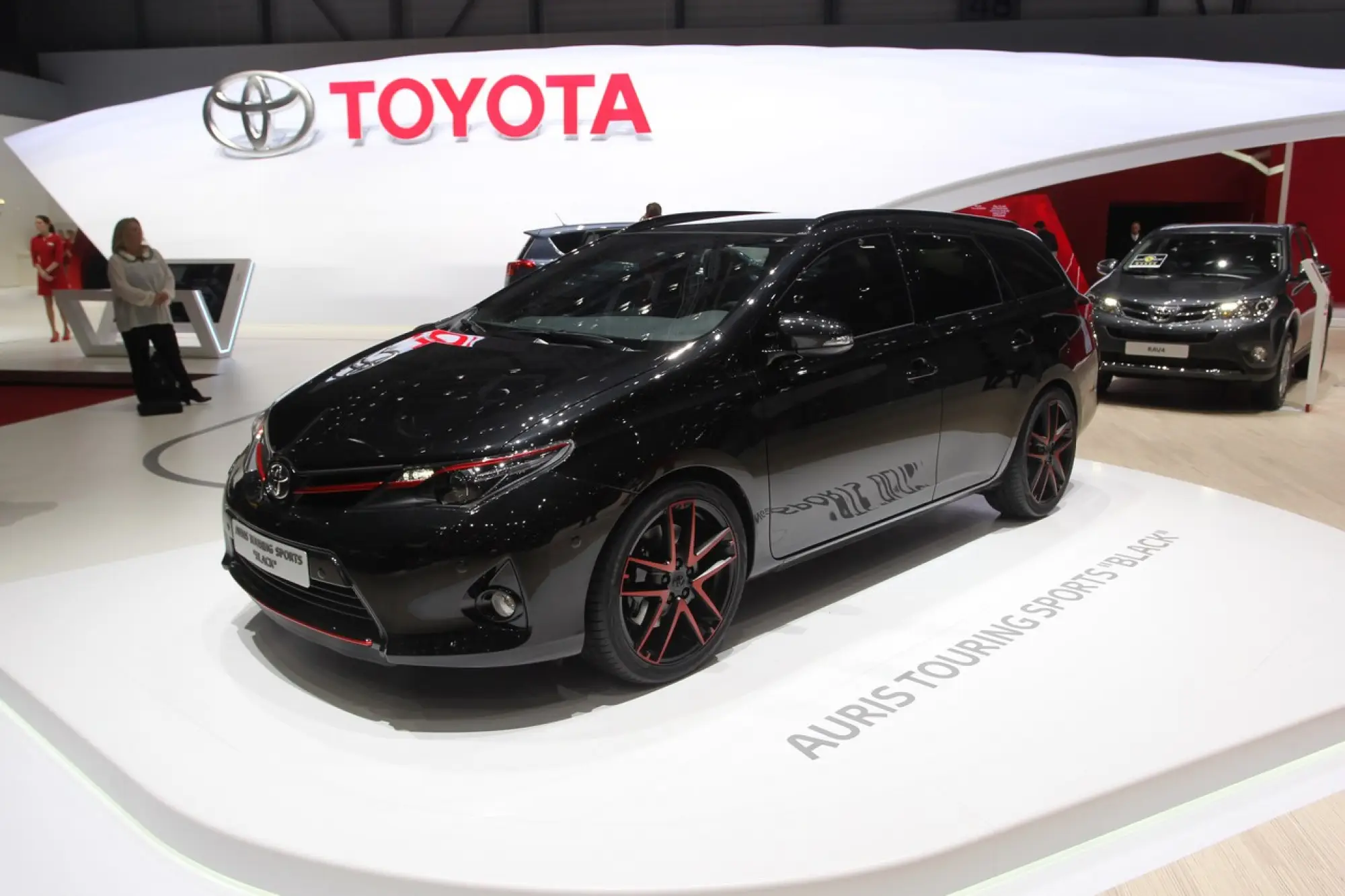 Toyota Auris Touring Sport - Salone di Ginevra 2013 - 2