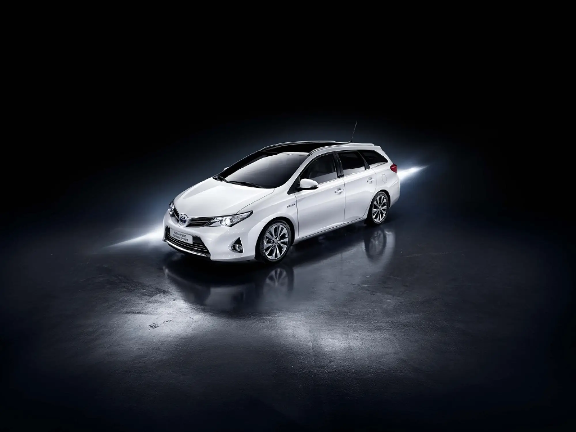 Toyota Auris Touring Sports 2013 - 4