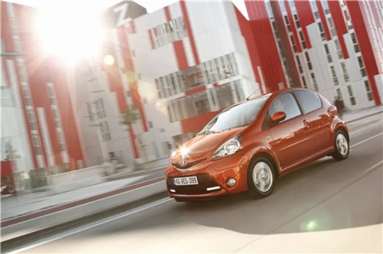 Toyota Aygo Connect 2012 - 3