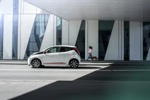 Toyota Aygo Connect  - 8