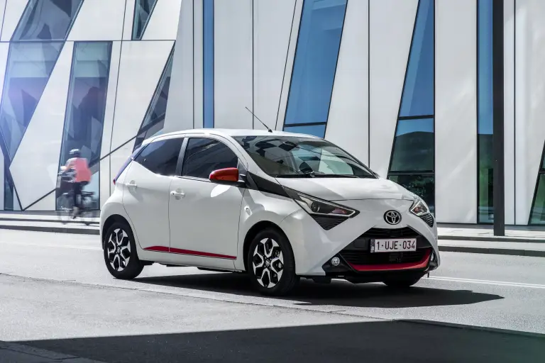 Toyota Aygo Connect - 9