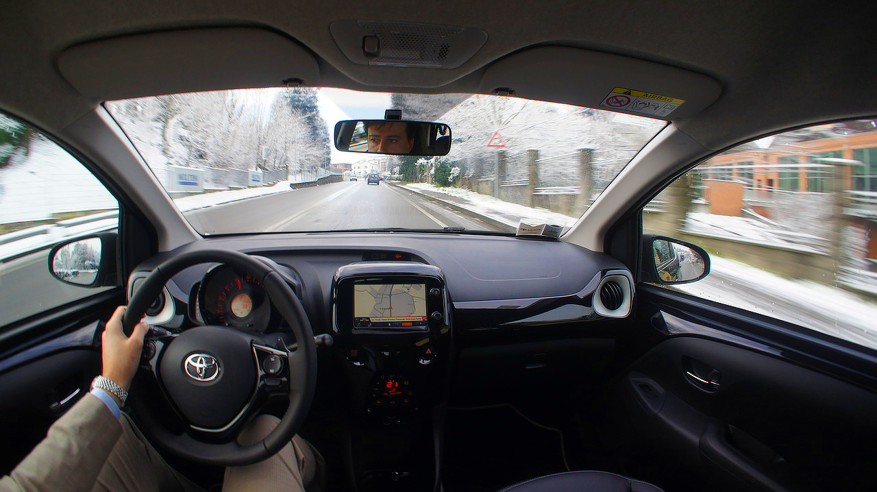 Toyota Aygo - prova su strada 2015