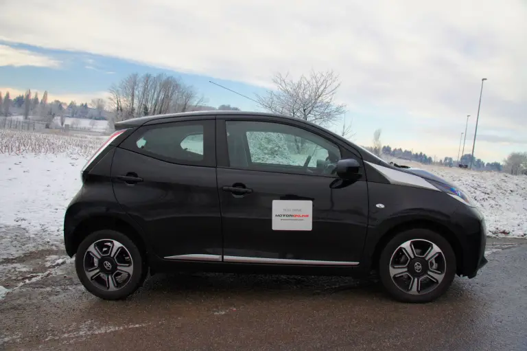 Toyota Aygo - prova su strada 2015 - 9