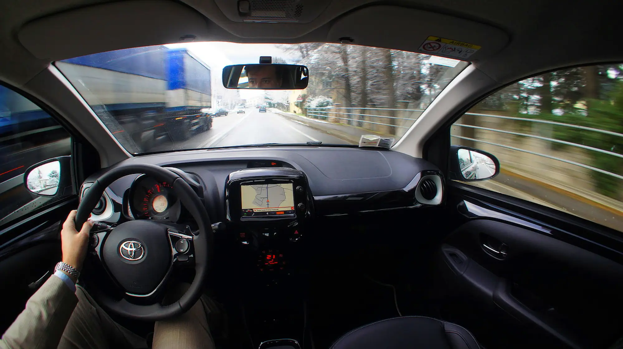 Toyota Aygo - prova su strada 2015 - 45