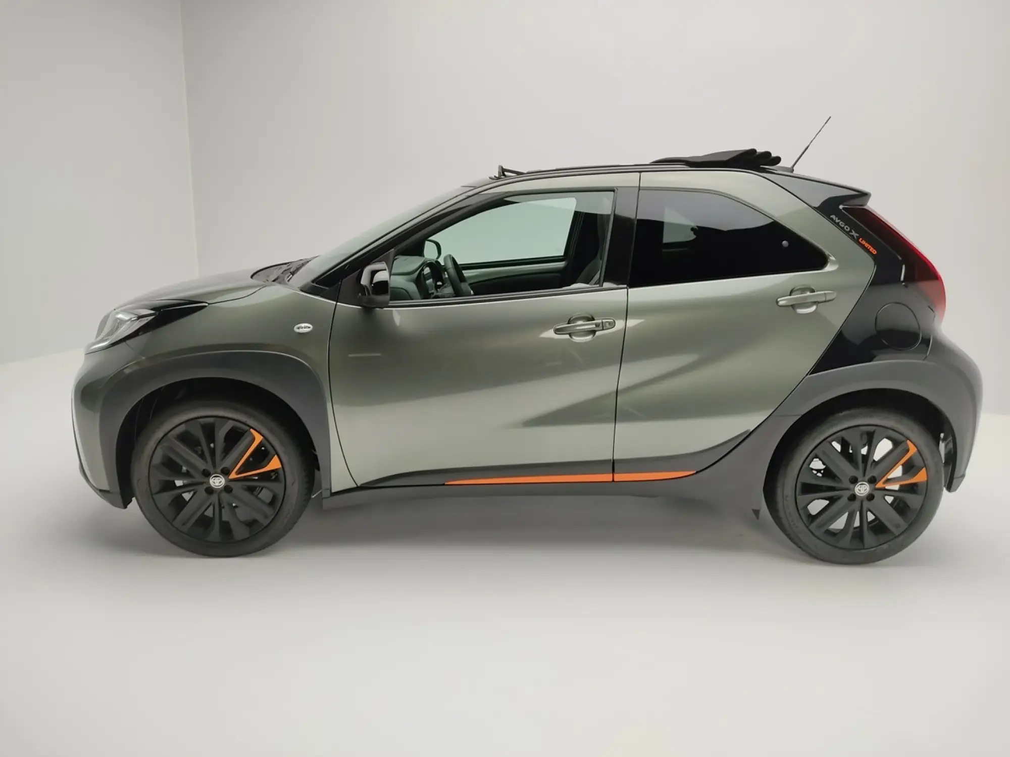 Toyota Aygo X - Anteprima Bruxelles - 28