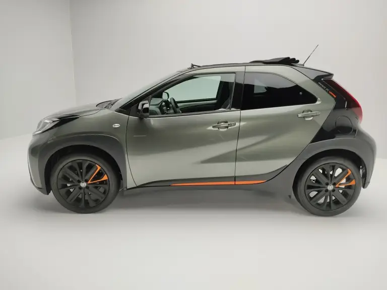 Toyota Aygo X - Anteprima Bruxelles - 28