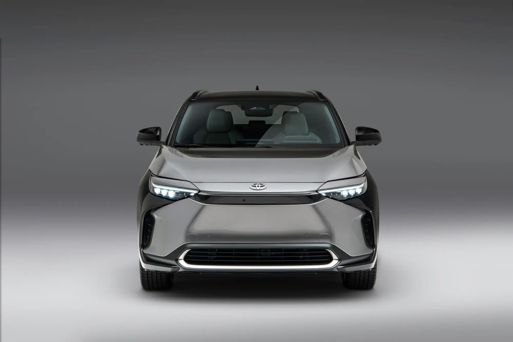 Toyota bZ4X 2023 - Foto ufficiali - 37
