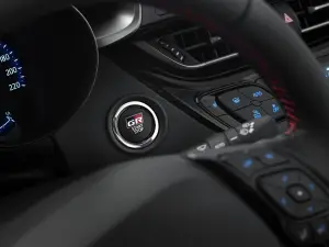 Toyota C-HR GR Sport 2021 - Foto ufficiali - 13