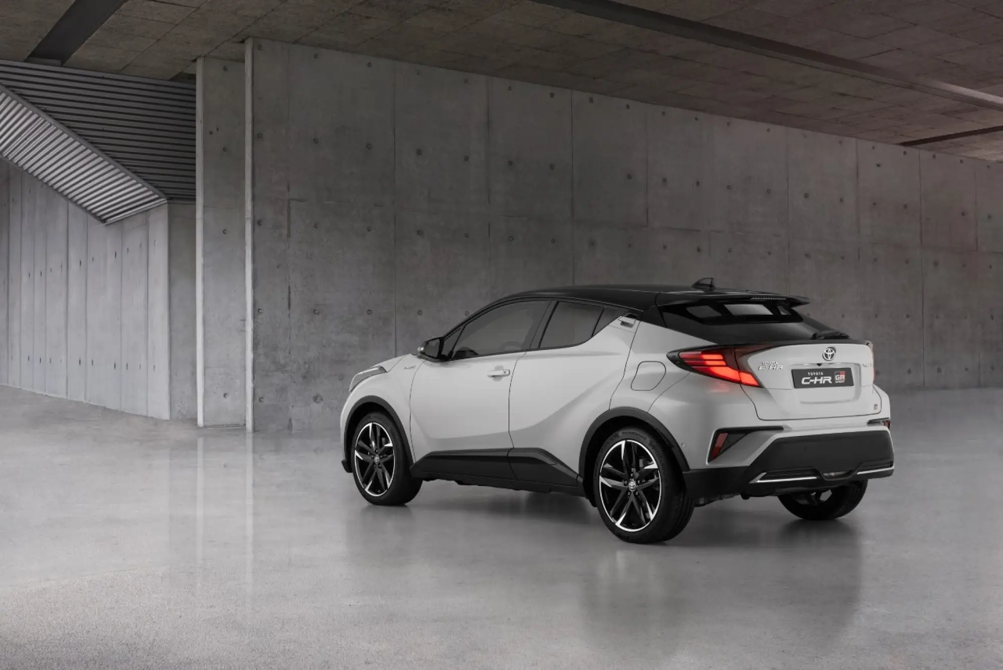 Toyota C-HR GR Sport 2021 - Foto ufficiali - 14