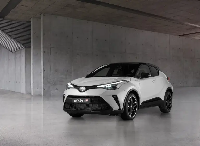 Toyota C-HR GR Sport 2021 - Foto ufficiali - 16