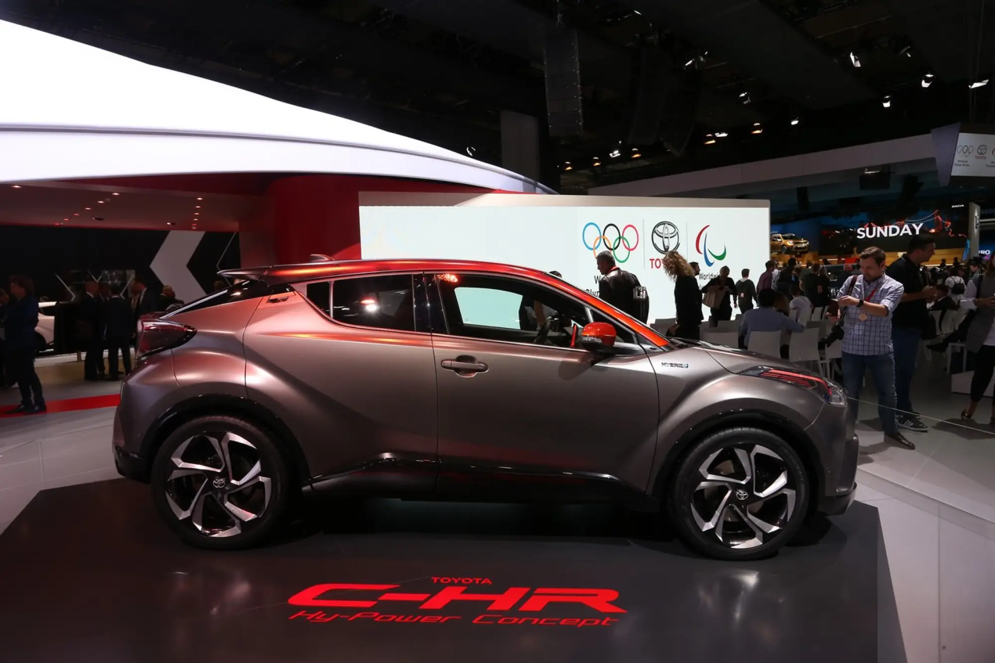 Toyota C-HR Hy Power Concept - Salone di Francoforte 2017 - 4