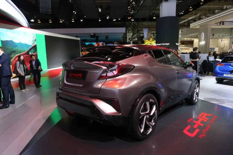 Toyota C-HR Hy Power Concept - Salone di Francoforte 2017 - 5