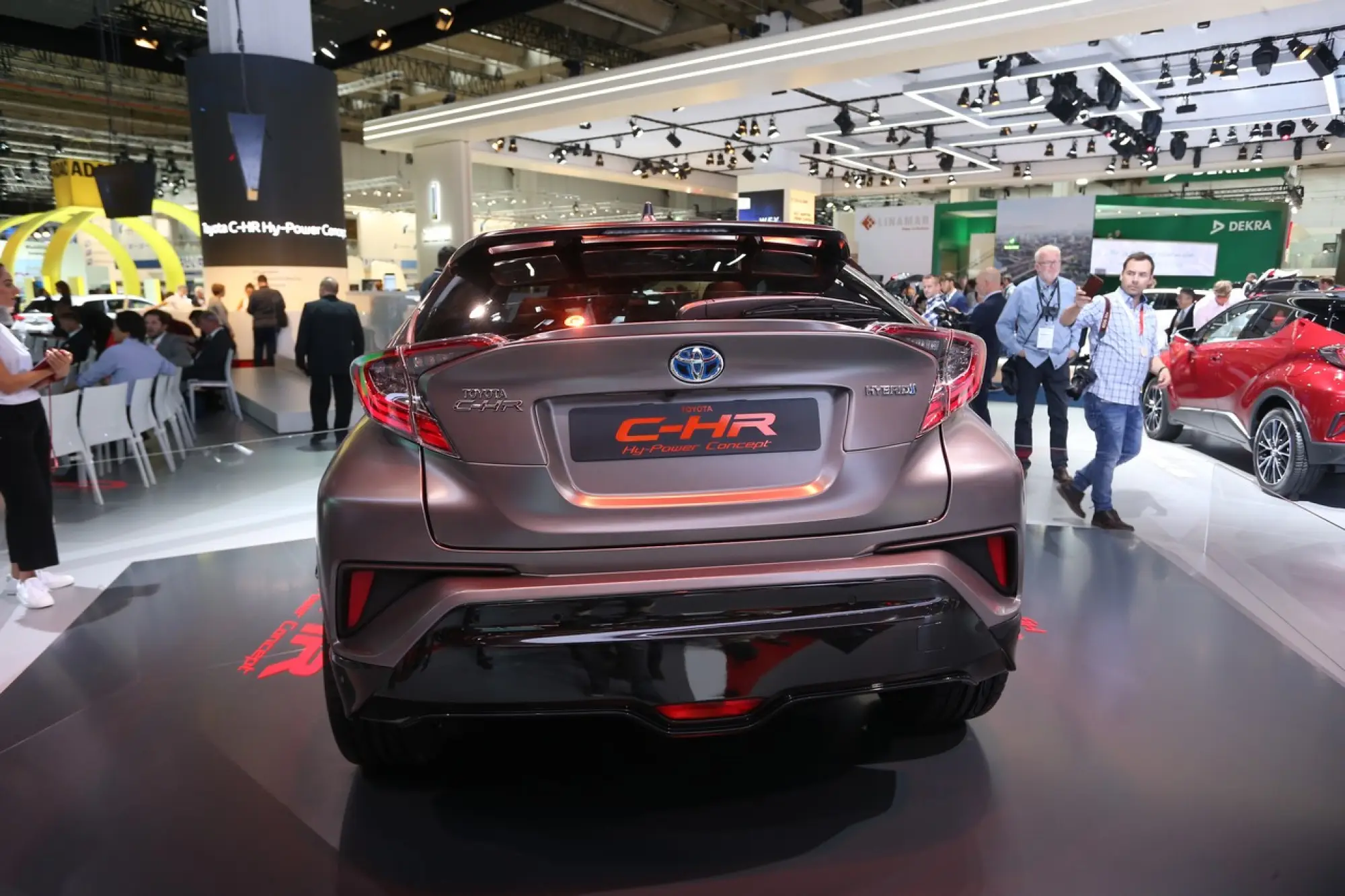 Toyota C-HR Hy Power Concept - Salone di Francoforte 2017 - 6