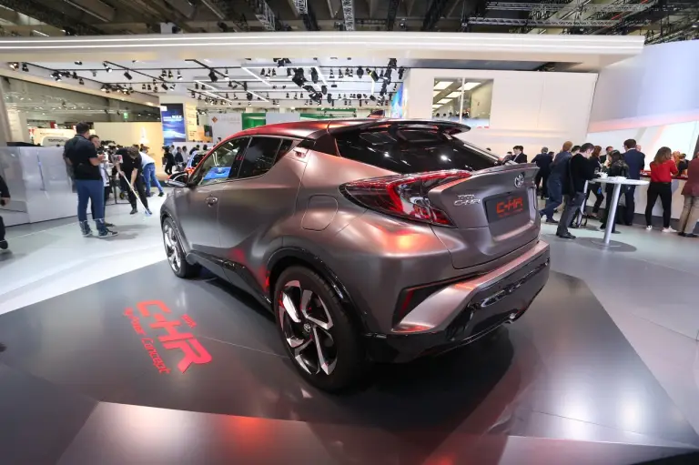 Toyota C-HR Hy Power Concept - Salone di Francoforte 2017 - 8