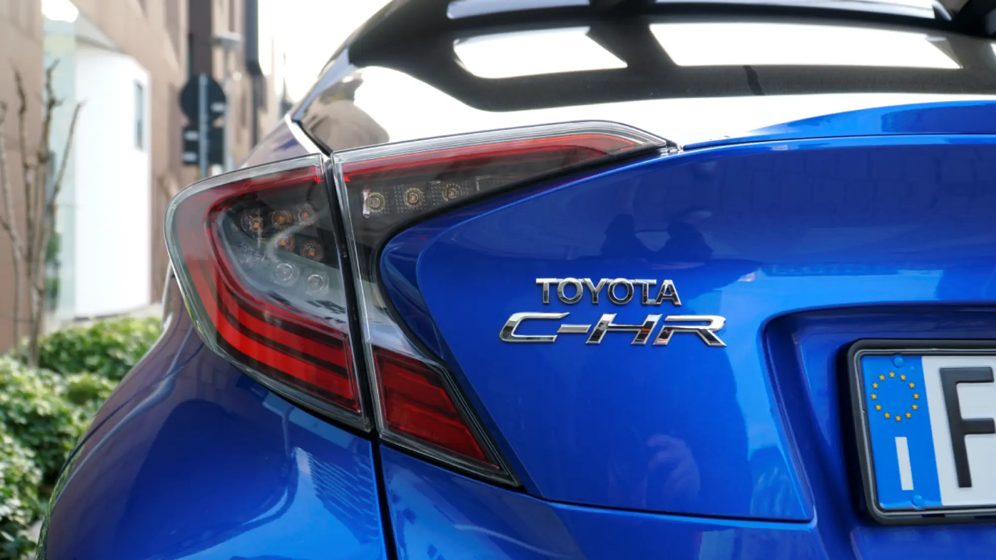 Toyota C-HR - prova su strada 2018 - 36