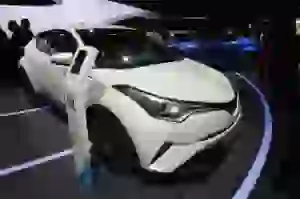 Toyota C-HR - Salone di Parigi 2016 - 2