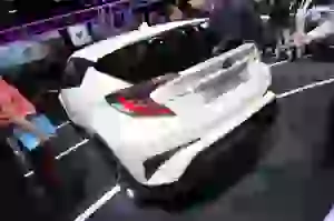 Toyota C-HR - Salone di Parigi 2016