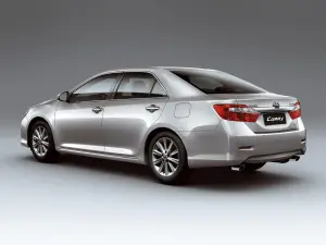 Toyota Camry 2012 - 13