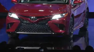 Toyota Camry MY 2018 Salone di Detroit 2017