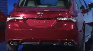 Toyota Camry MY 2018 Salone di Detroit 2017