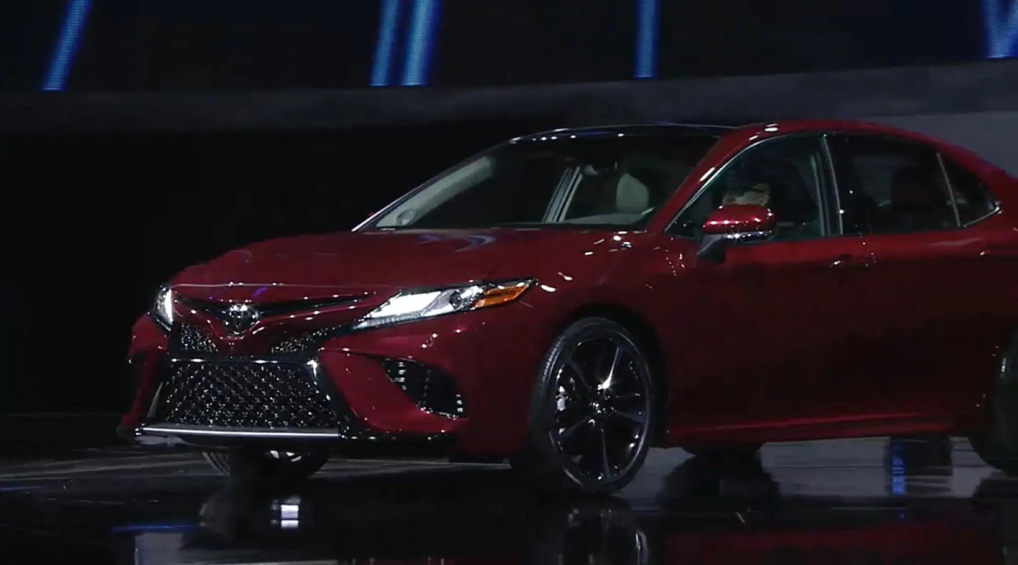 Toyota Camry MY 2018 Salone di Detroit 2017 - 22