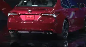 Toyota Camry MY 2018 Salone di Detroit 2017