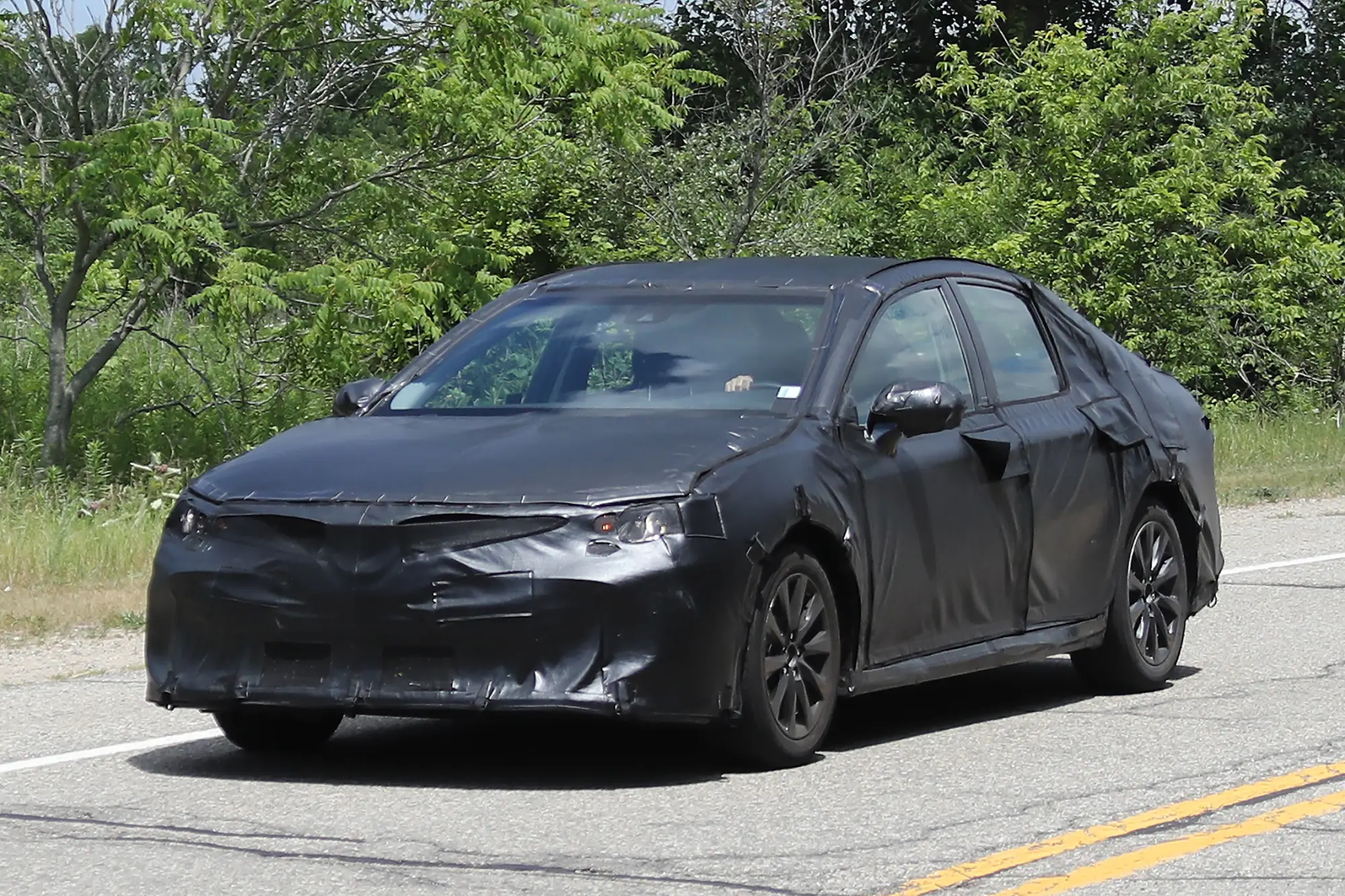 Toyota Camry nuove foto spia 6 luglio 2016 - 4